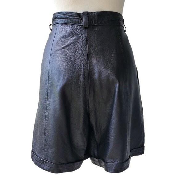Cuirs Fourrures Genuine Leather Shorts Black Made in France Size 42 - Picture 2 of 16